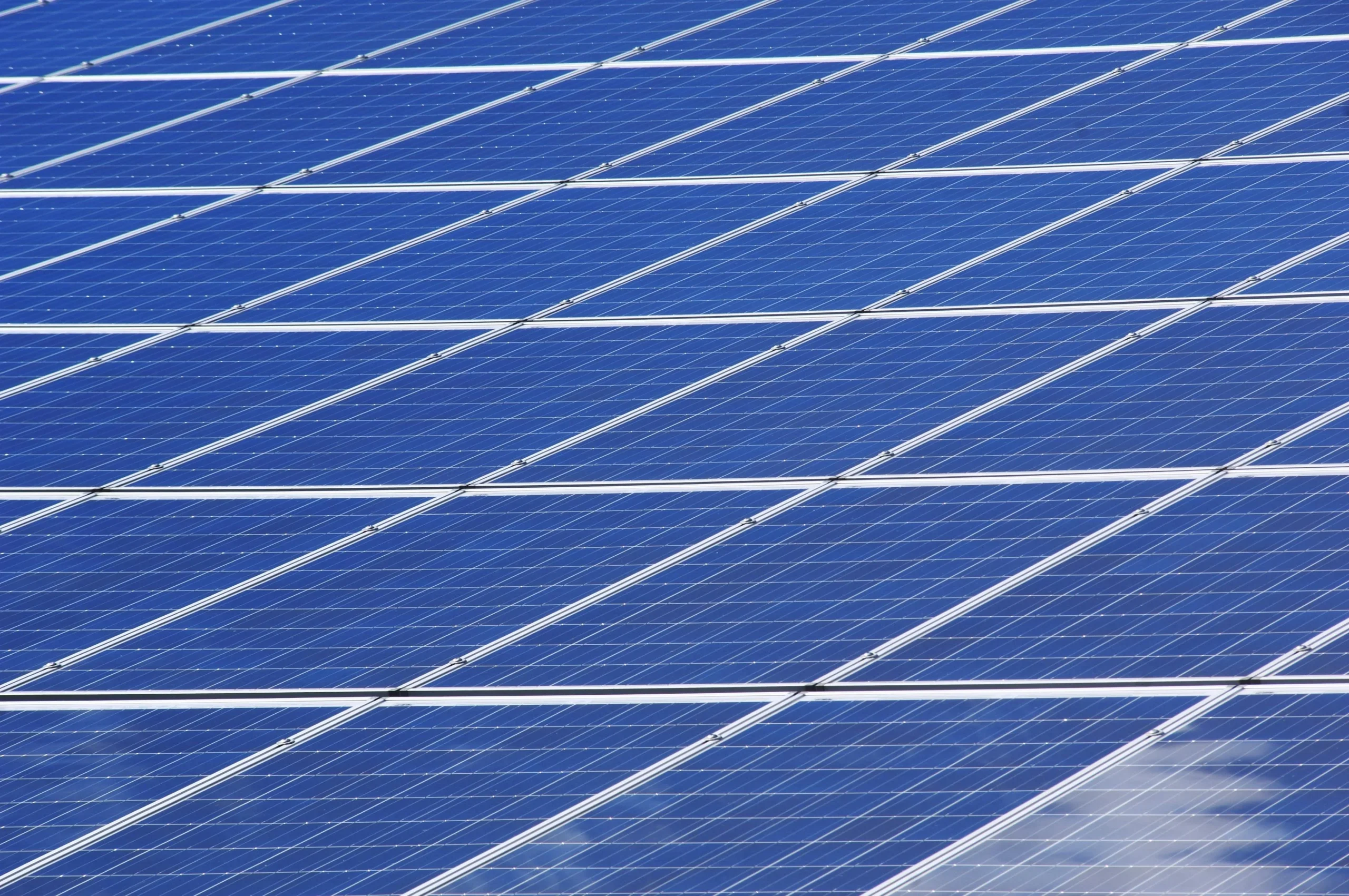 10ft vs. 20ft vs. 40ft: Choosing the Most Cost-Effective Footprint for Your ESS Project
