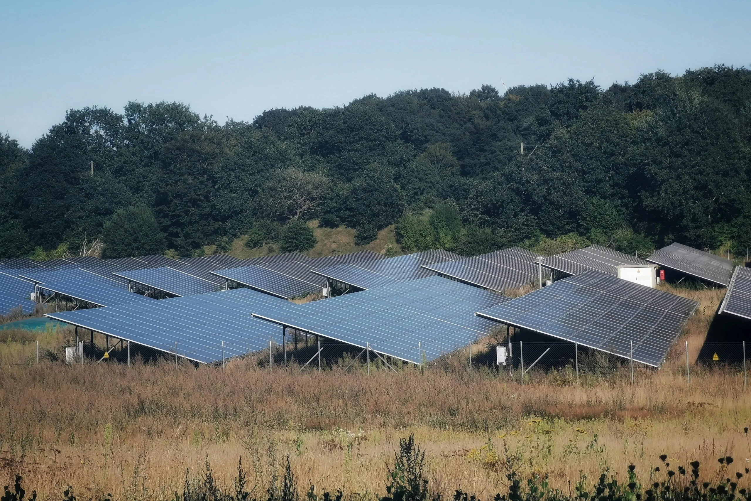 Integrated vs. Non-Integrated Solar Containers: Which Simplifies On-Site Commissioning?